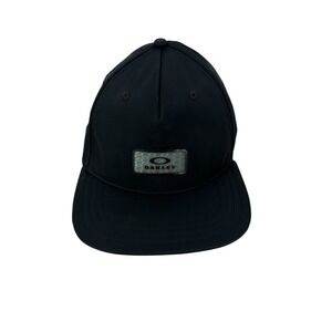 Oakley Black Performance Hat Adjustable Strapback Reflective Logo Cap Outdoors